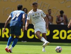 Trent Alexander Arnold Cetak Sejarah Pribadi di Laga Perdana Bersama Madrid